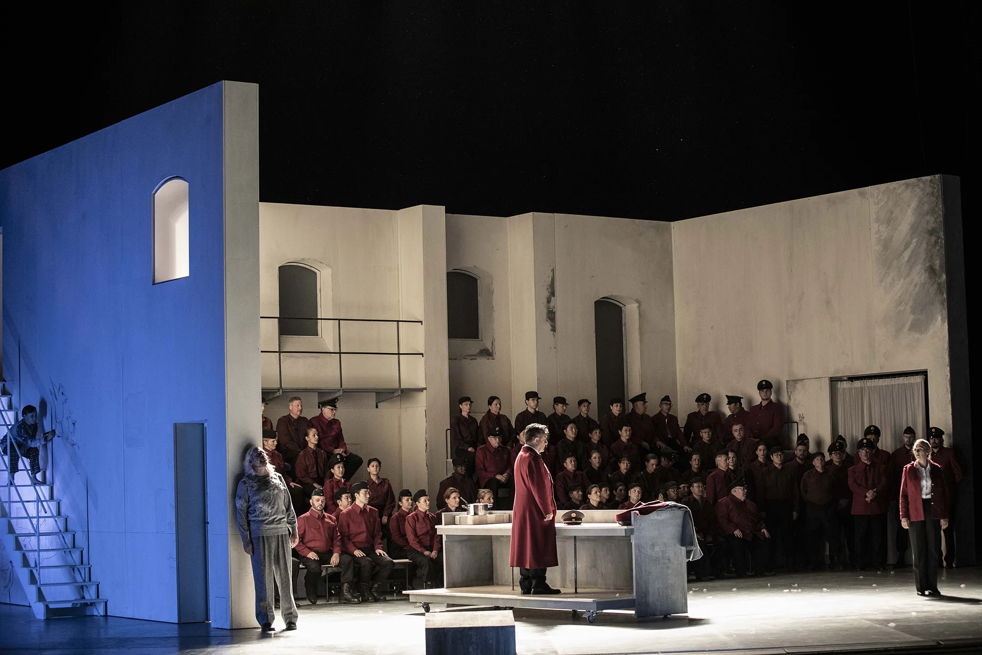 12 Lohengrin-richard-wagner-richard-brunel-Staatsoper Hannover-Stephan-Zilias-JeanLouisFernandez 12 Lohengrin-richard-wagner-richard-brunel-Staatsoper Hannover-Stephan-Zilias-JeanLouisFernandez